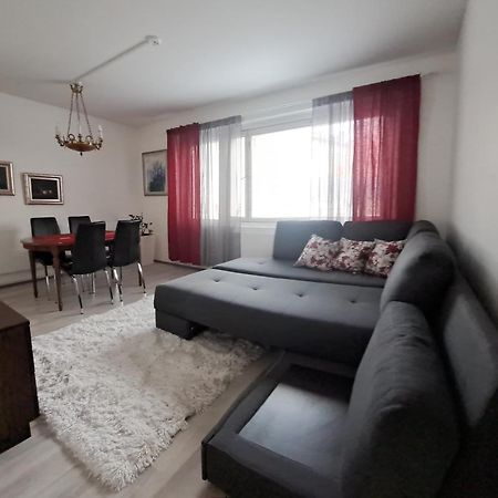 City Apartment Hilla โรวานิเอมิ ภายนอก รูปภาพ